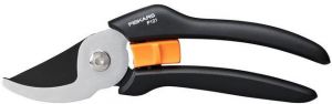 Плоскостной секатор Fiskars Solid P121 (1057160) ― PanGospodar